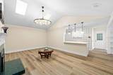 10813 Venice Circle - Photo 15