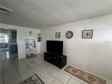1717 Colleen Street - Photo 3