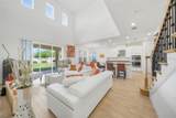 8015 Marbella Creek Avenue - Photo 10