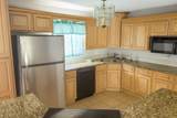200 Country Club Dr - Photo 5