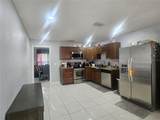 802 Windsor Circle - Photo 11