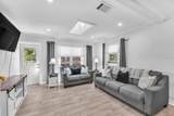 105 Saint Cloud Avenue - Photo 14
