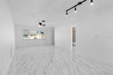 7050 Versailles - Photo 11