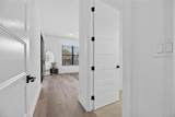 2335 Oak Terrace - Photo 32