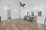 2335 Oak Terrace - Photo 40