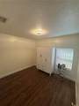2312 La Salle Street - Photo 13