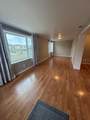 1571 Evergreen Avenue - Photo 16