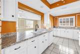 9840 Mainlands Boulevard - Photo 11