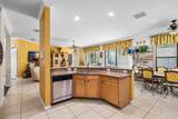 1425 Amaryllis Circle - Photo 8