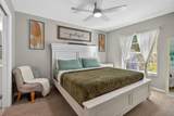 1688 Taylor Lake Circle - Photo 11