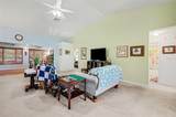 11220 Hollander Avenue - Photo 15