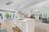 11220 Hollander Avenue - Photo 3