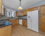 747 Brook Street - Photo 14