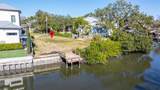 678 Geneva Place - Photo 13
