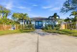 670 Sunset Drive - Photo 4