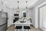 2138 Chestnut Street - Photo 2