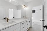 2138 Chestnut Street - Photo 35