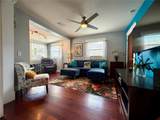 403 Chelsea Street - Photo 15