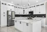284 Roosevelt Avenue - Photo 18