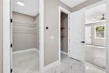 284 Roosevelt Avenue - Photo 47
