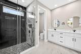 284 Roosevelt Avenue - Photo 48