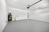 288 Roosevelt Avenue - Photo 47