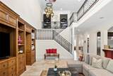 4911 Melrose Avenue - Photo 95