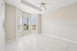 819 Regal Manor Way - Photo 18