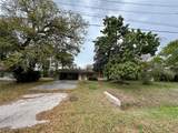 312 Manhattan Avenue - Photo 3
