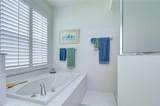 2963 Hickory Grove Drive - Photo 19