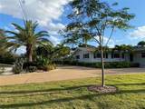 814 Paradise Way - Photo 2