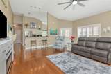 1194 Royal Boulevard - Photo 7