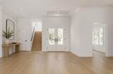 654 Geneva Place - Photo 14
