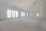 654 Geneva Place - Photo 15