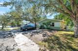 914 Lake Palms Drive - Photo 4