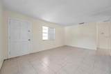 914 Lake Palms Drive - Photo 5