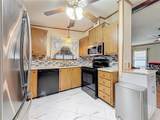 10190 Lake Drive - Photo 6