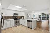900 Harbour House Drive - Photo 8