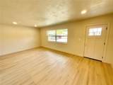 644 Manor Drive - Photo 8