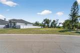 806 Greenview Drive - Photo 3