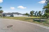 806 Greenview Drive - Photo 6