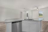 404 Manitoba Lane - Photo 10