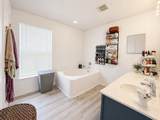 3483 Charmwood Avenue - Photo 14