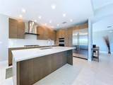 306 Bay Plz - Photo 16