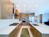 306 Bay Plz - Photo 18