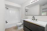 452 Elmwood Point - Photo 10