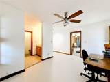211 Monroe Circle - Photo 12