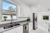 806 Lowry Lane - Photo 15