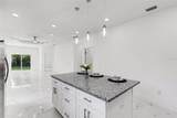 806 Lowry Lane - Photo 16