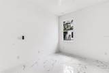 806 Lowry Lane - Photo 44